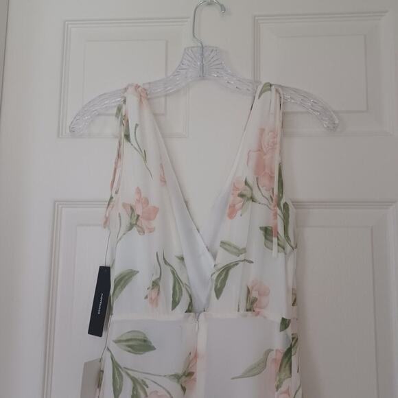 Lulus Romantic Possibilities Floral Maxi Dress S Off-White NWT - Picture 15 of 16